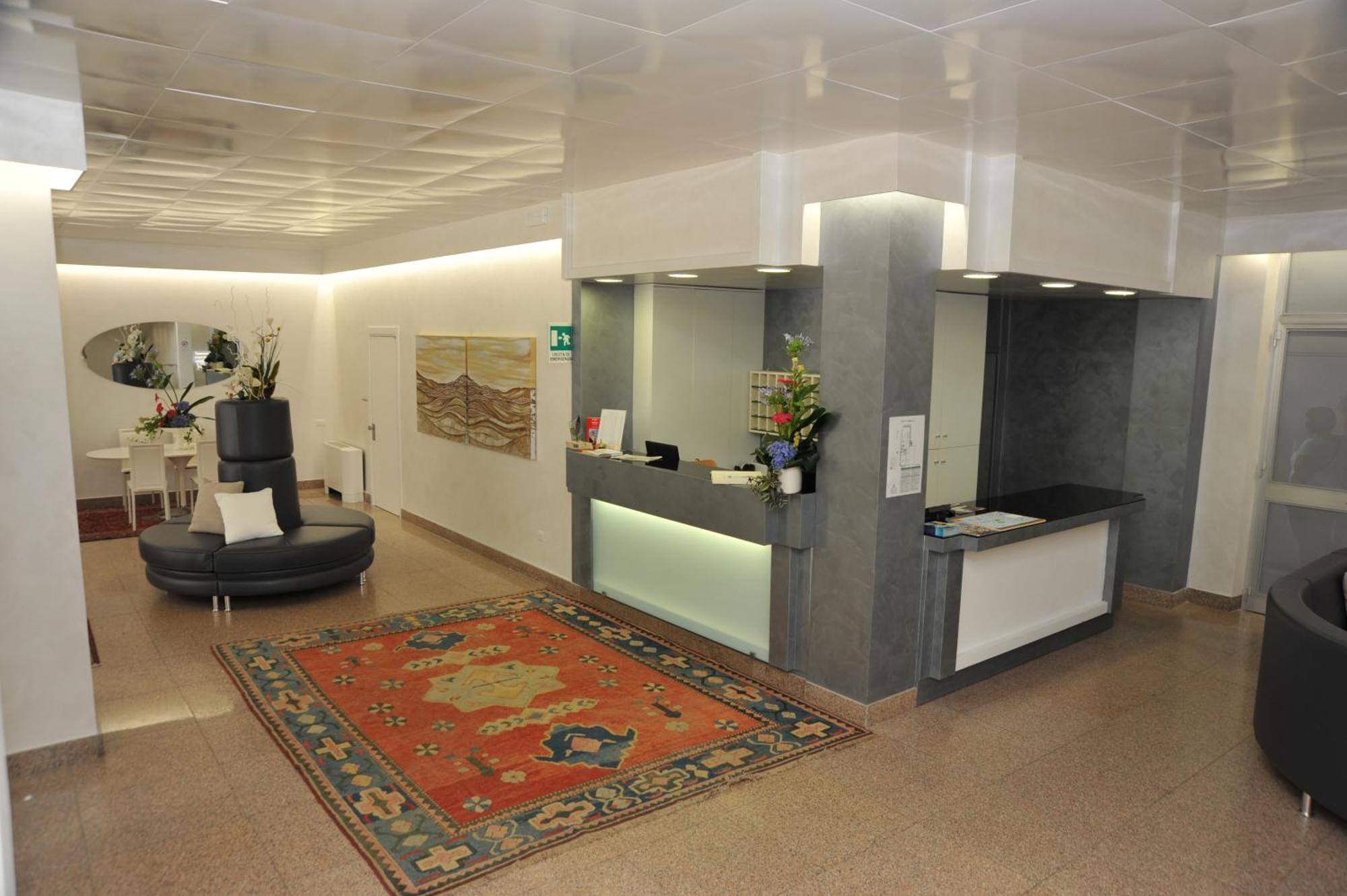 Hotel Astoria Fermo Exterior photo